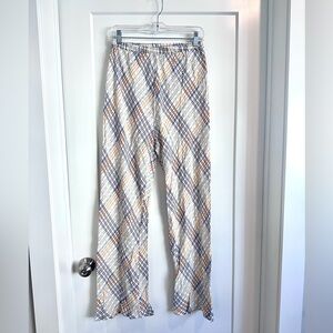 NWT Vrg Grl White Stretchy Lightweight Pants with Geometric Pattern Size 10